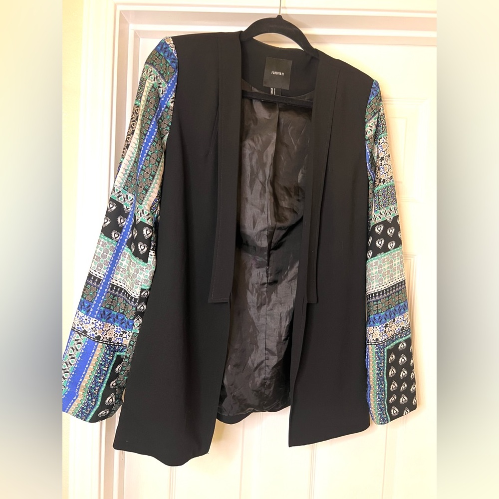 Forever 21 Unique Blazer - Black & Multicolor Patterned Long Sleeve Jacket